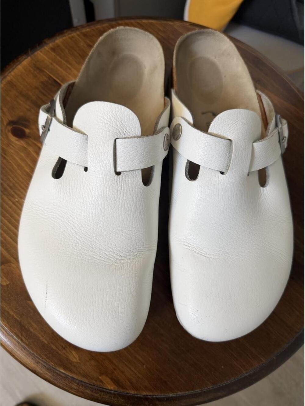 Birkenstock Boston clogs in white natural leather. Men’s US 9 or Women’s US 11.